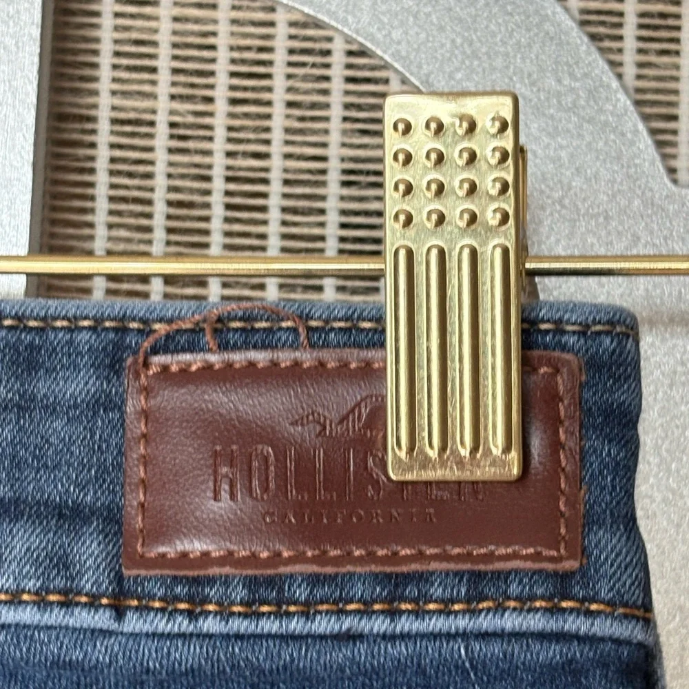 Women's Blue Distressed Jeans - Picture 9 of 9